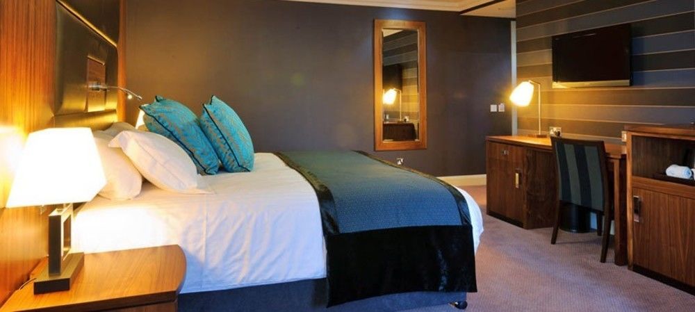 Rox Hotel Aberdeen By Compass Hospitality Exterior photo